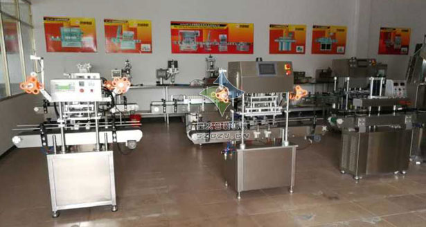 全自動(dòng)雙頭廣口瓶封口機(jī)