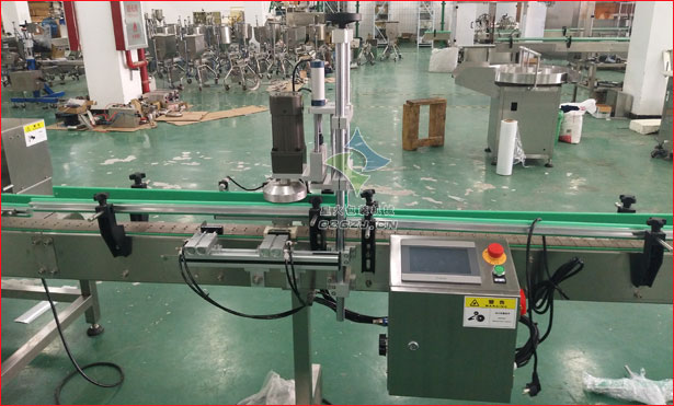 在線式自動旋蓋機