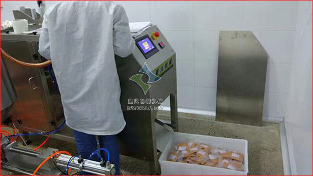 周小帥十三香龍蝦